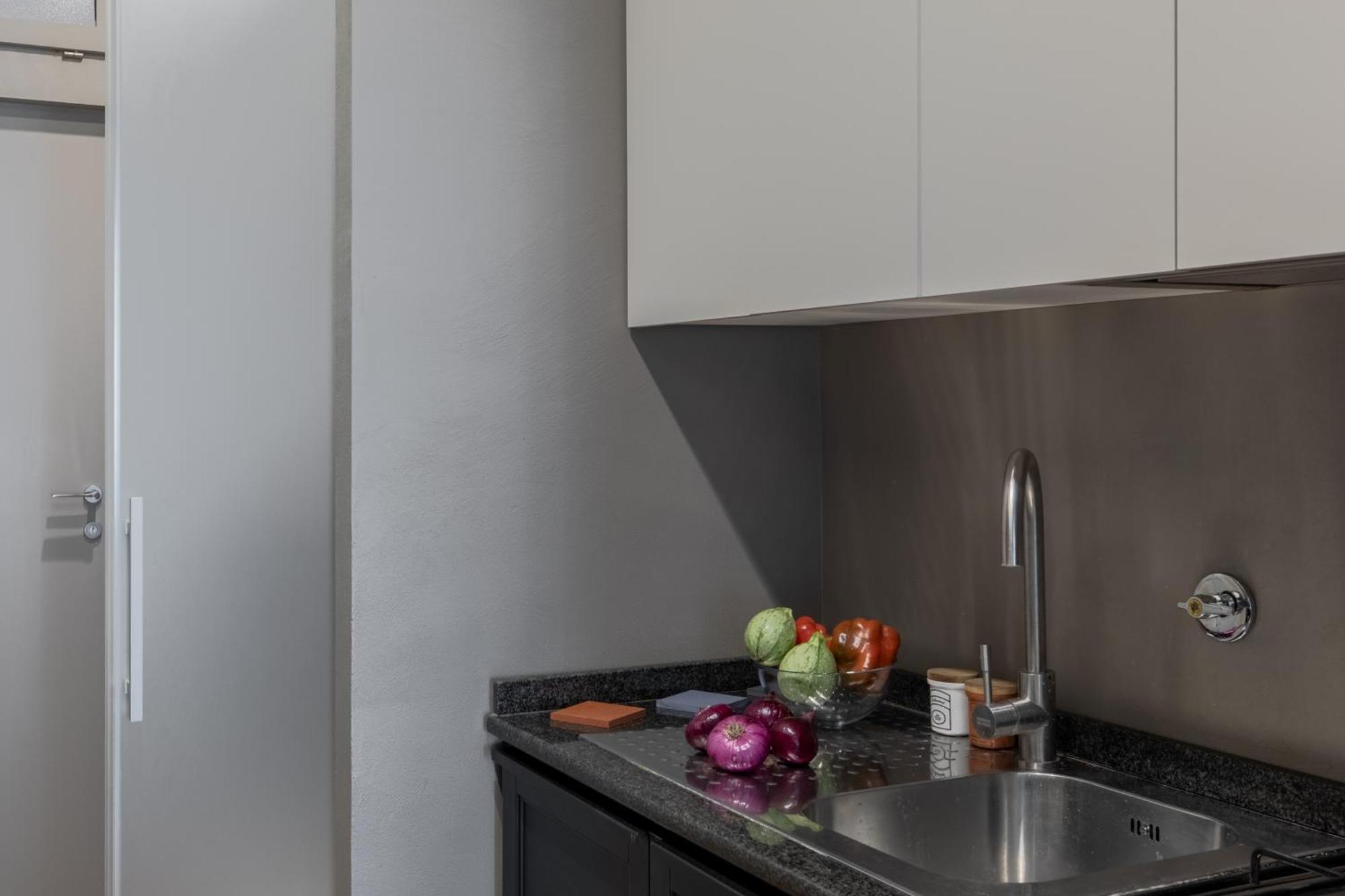 Iflat Modern & Relaxing In Trastevere Apartment *